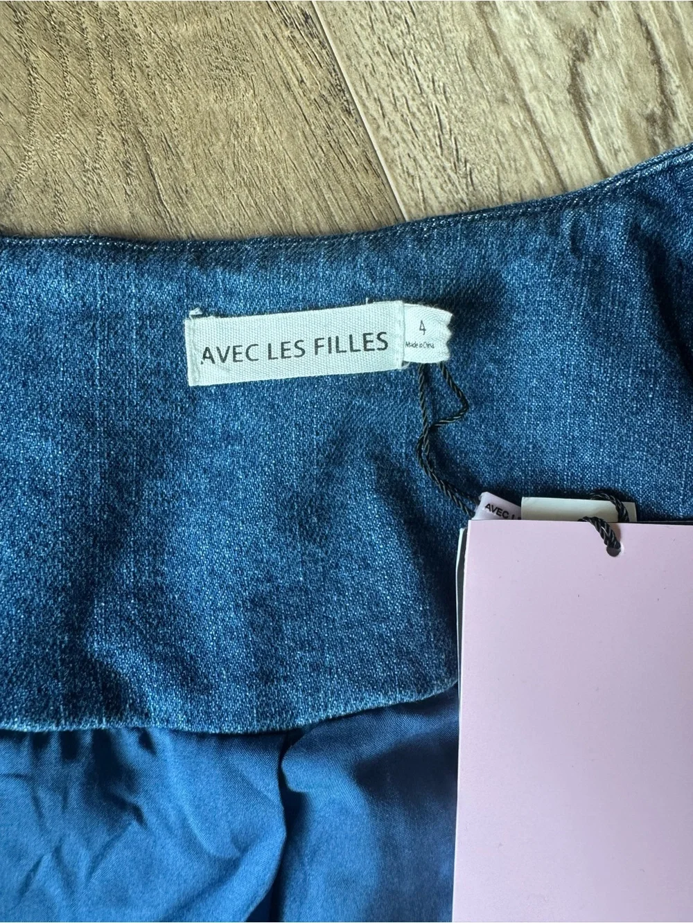 Avec Les Filles Dark Blue Denim Button-Front Dress - Picture 2 of 3